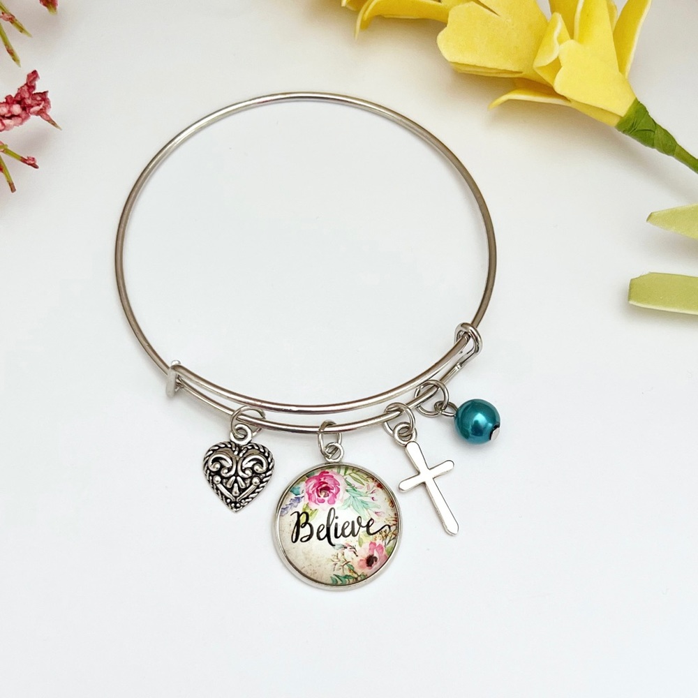 Believe Bangle Charm Bracelet NEW